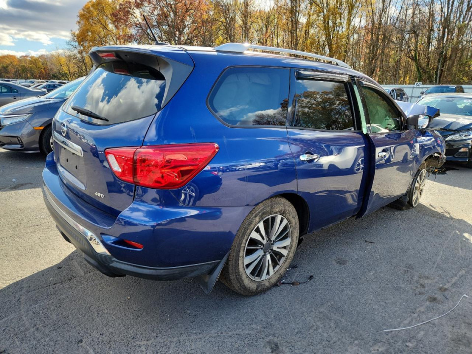 Nissan PATHFINDER 2017 — Copart