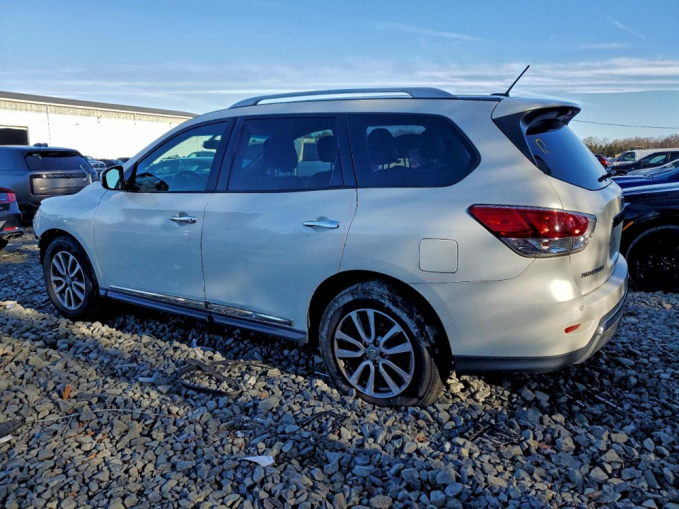 Nissan PATHFINDER 2015 — Copart