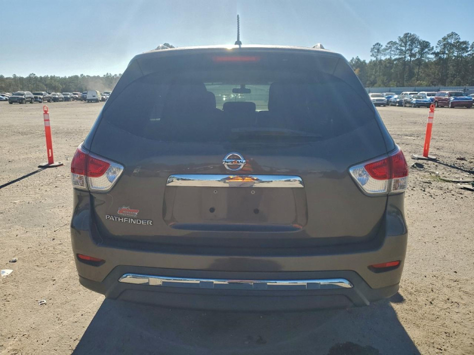 Nissan PATHFINDER 2016 — Copart