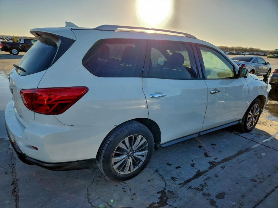 Nissan PATHFINDER 2019 — Copart