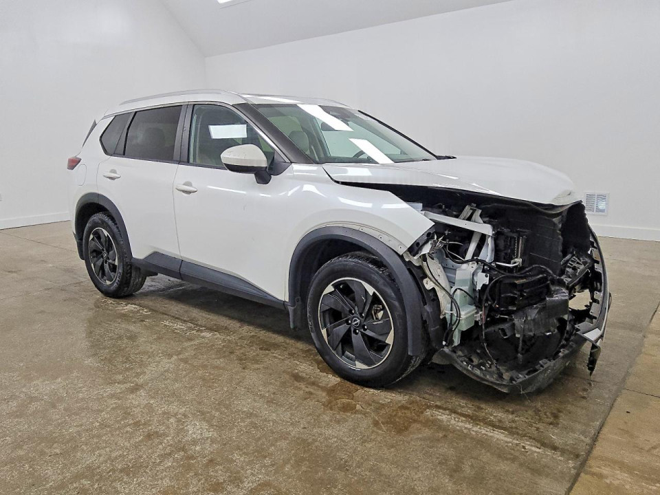 Nissan ROGUE 2024 — Copart