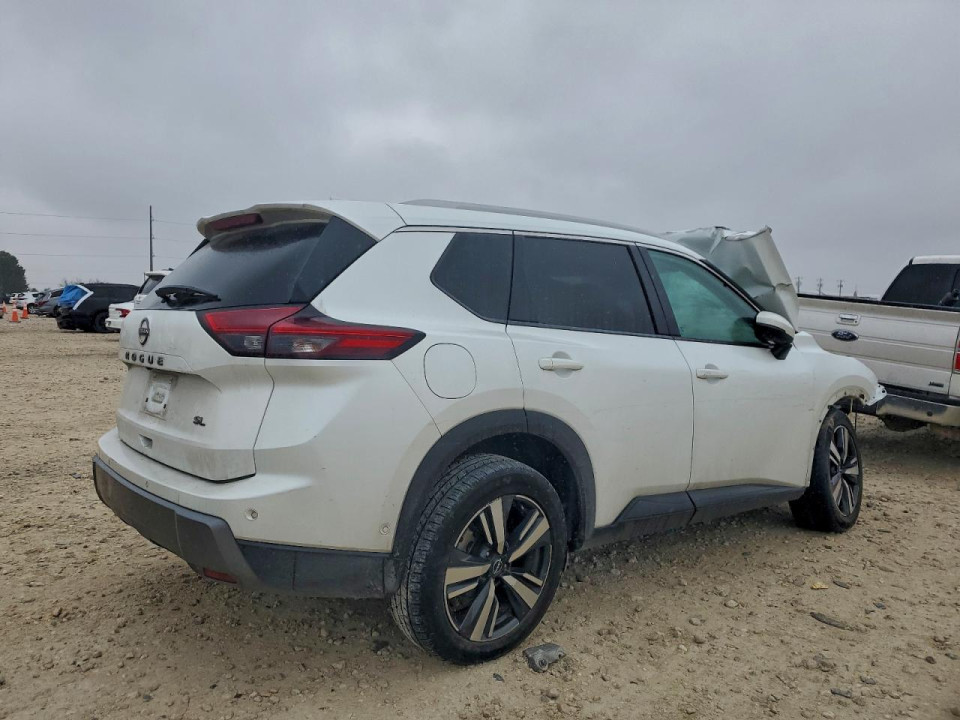 Nissan ROGUE 2024 — Copart