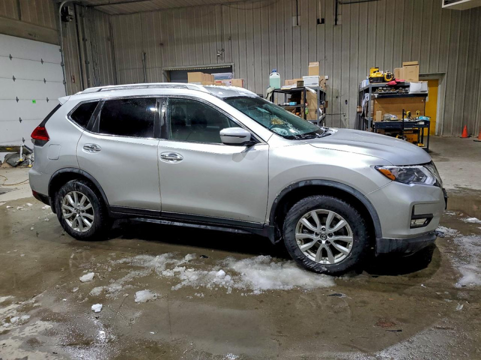 Nissan ROGUE 2017 — Copart