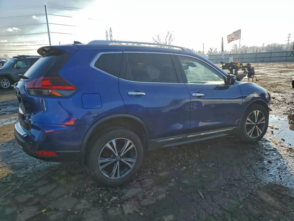 Nissan ROGUE 2018 — Copart