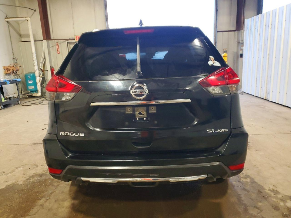 Nissan ROGUE 2018 — Copart