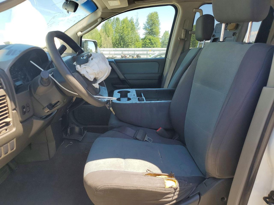 Nissan TITAN 2004 — Copart