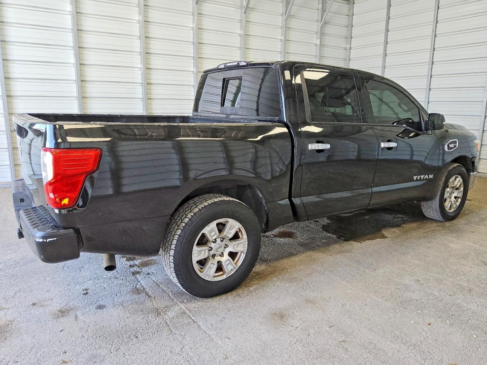 Nissan TITAN 2017 — Copart