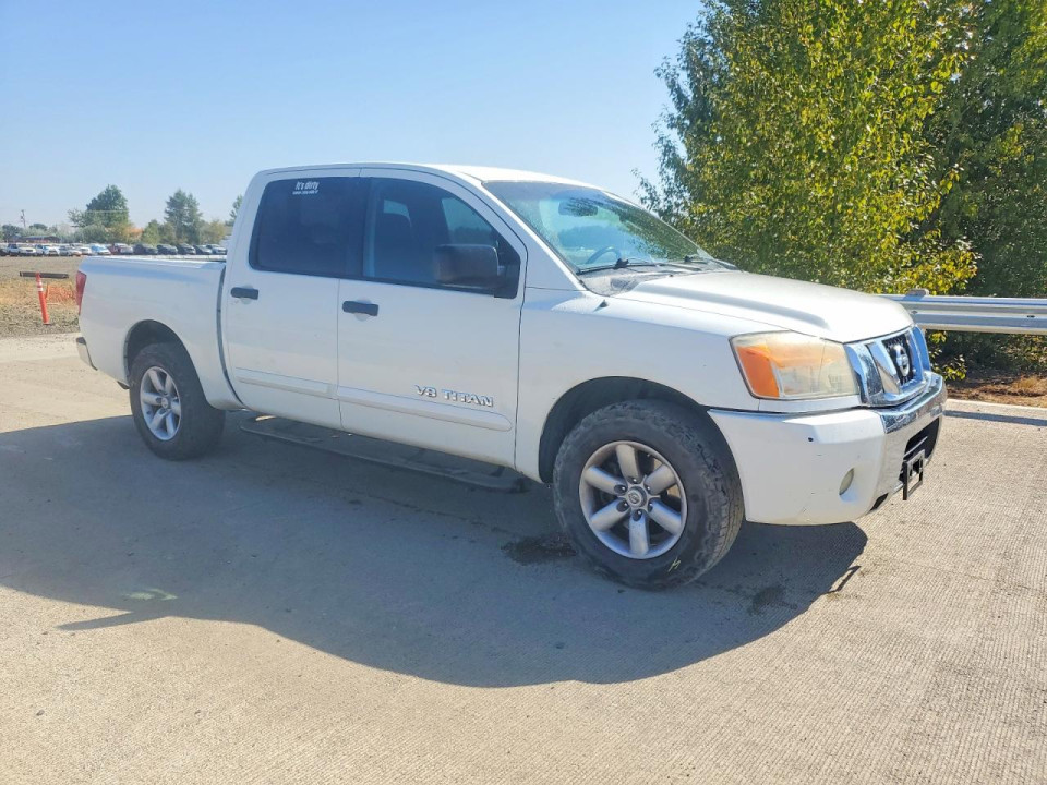Nissan TITAN 2010 — Copart