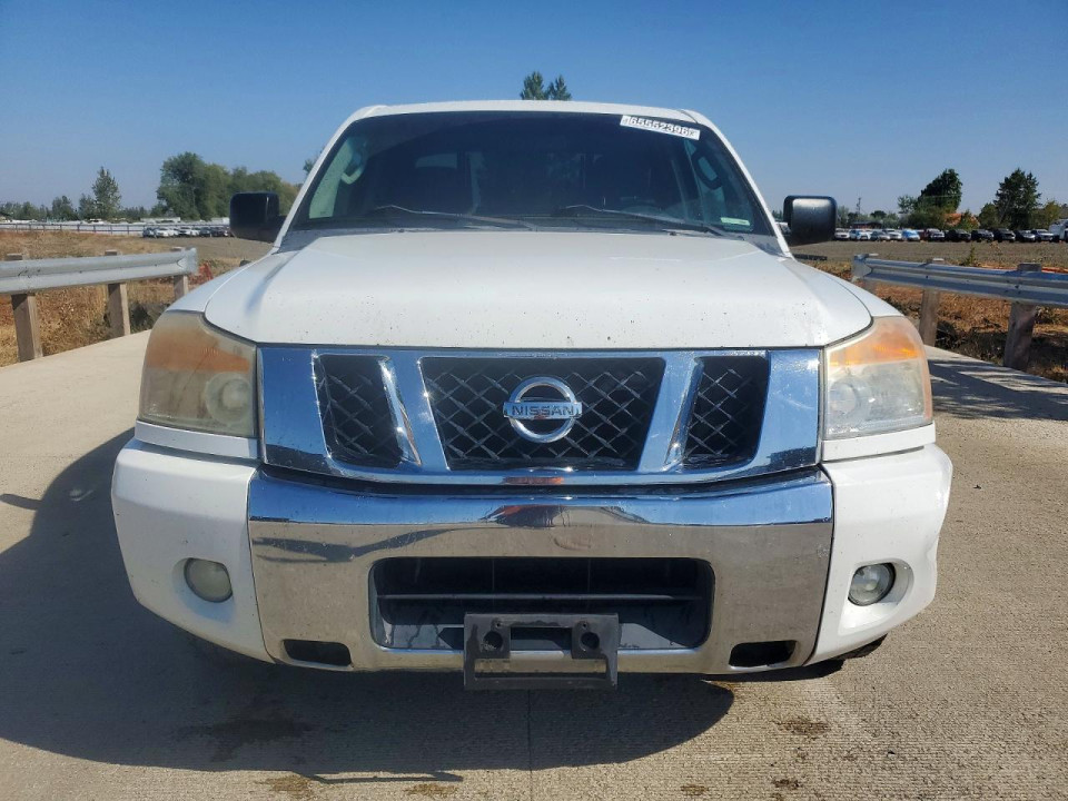 Nissan TITAN 2010 — Copart