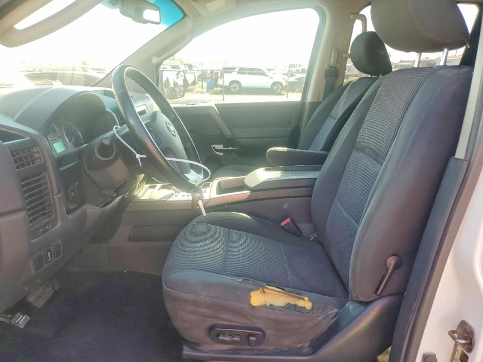 Nissan TITAN 2010 — Copart