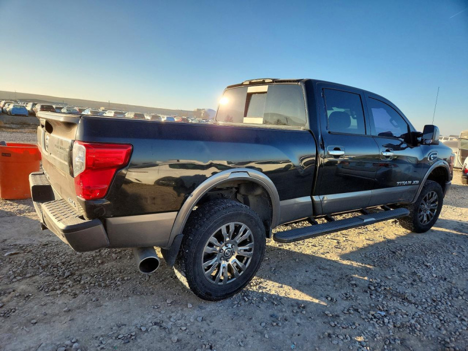 Nissan TITAN 2016 — Copart