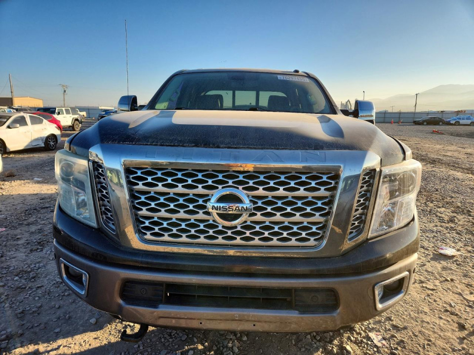 Nissan TITAN 2016 — Copart