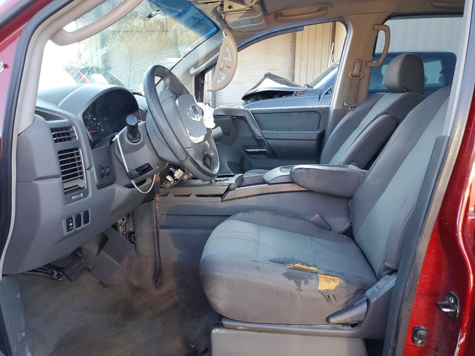 Nissan TITAN 2005 — Copart