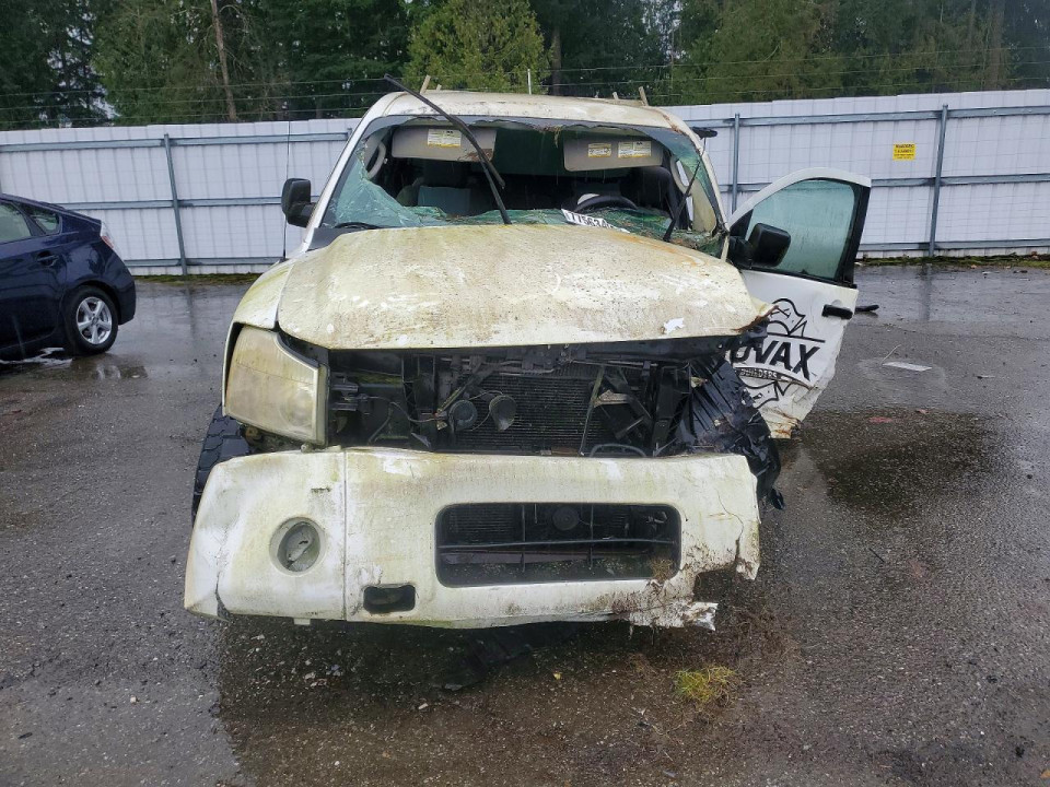 Nissan TITAN 2004 — Copart