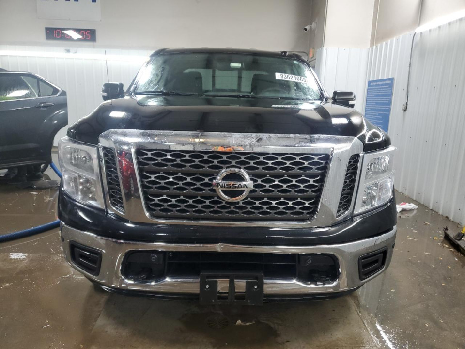 Nissan TITAN 2018 — Copart