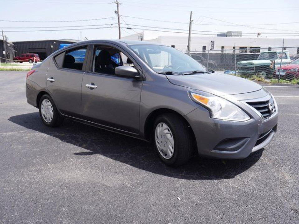 Nissan VERSA 2017 — Copart