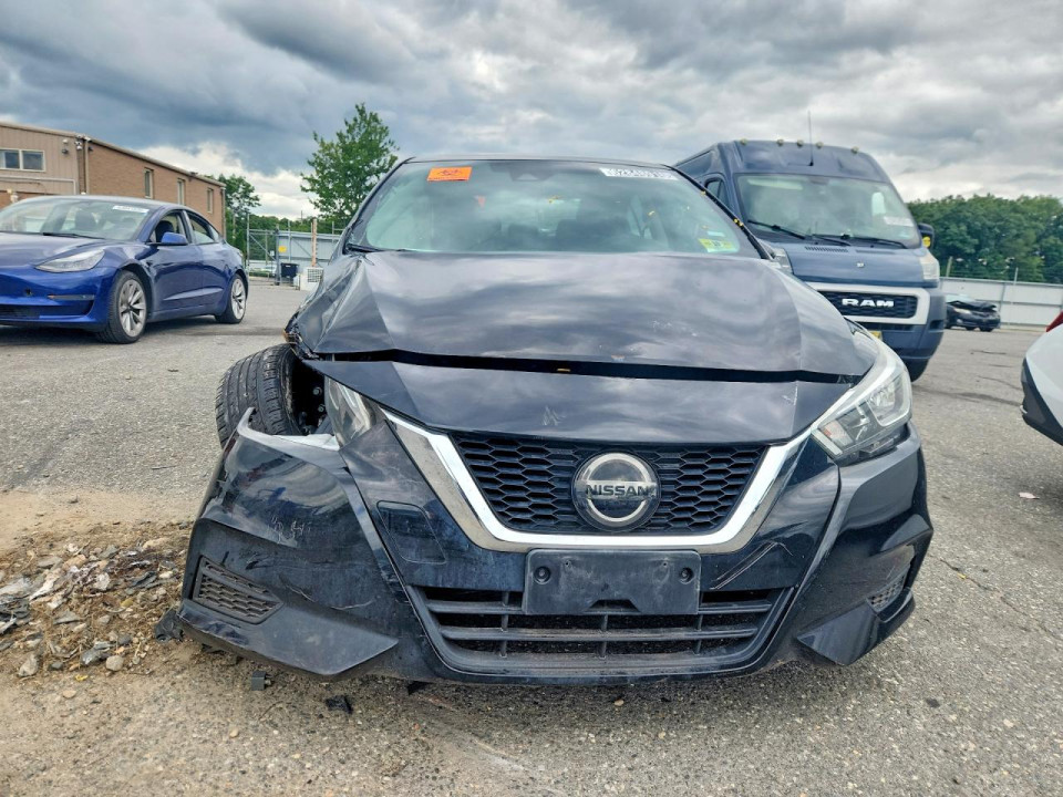 Nissan VERSA 2021 — Copart