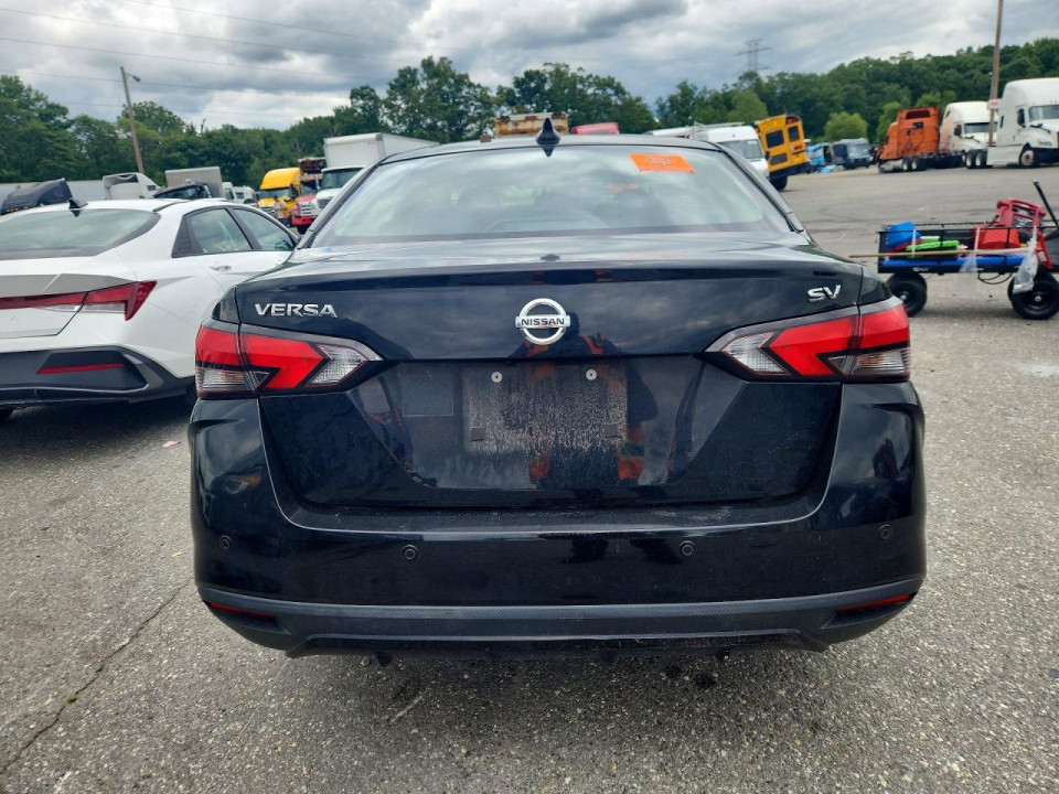 Nissan VERSA 2021 — Copart
