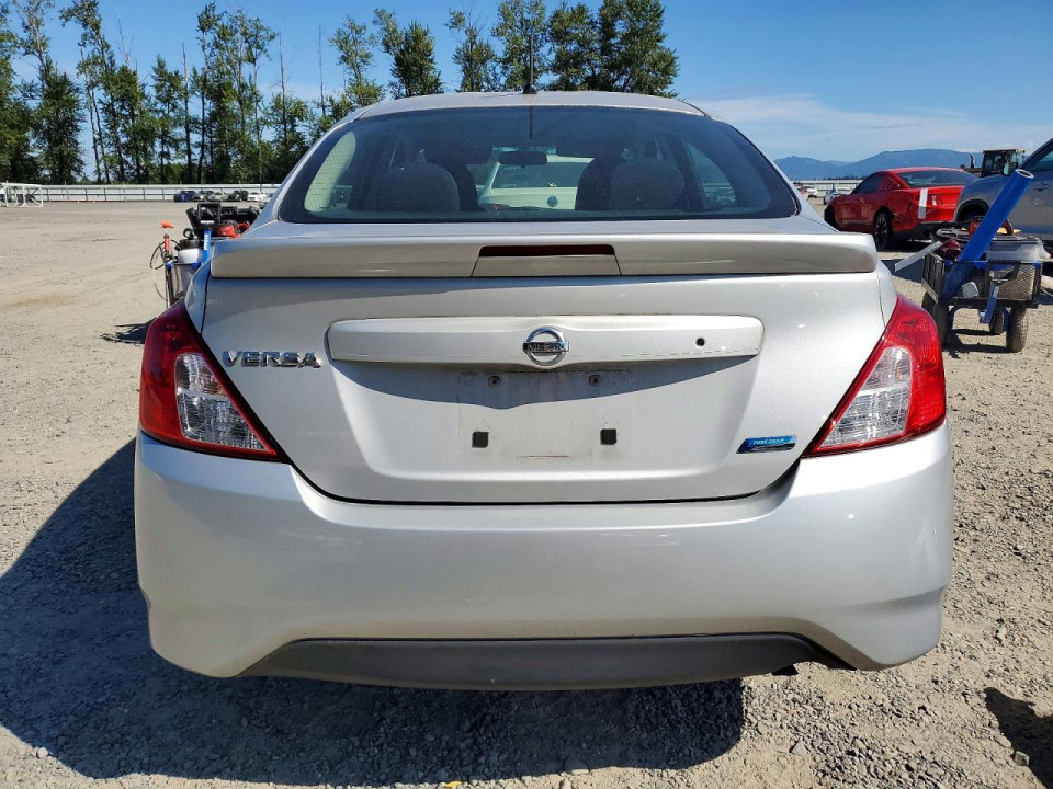 Nissan VERSA 2016 — Copart