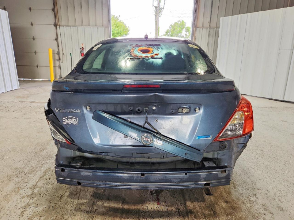 Nissan VERSA 2015 — Copart