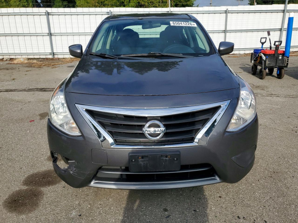 Nissan VERSA 2019 — Copart