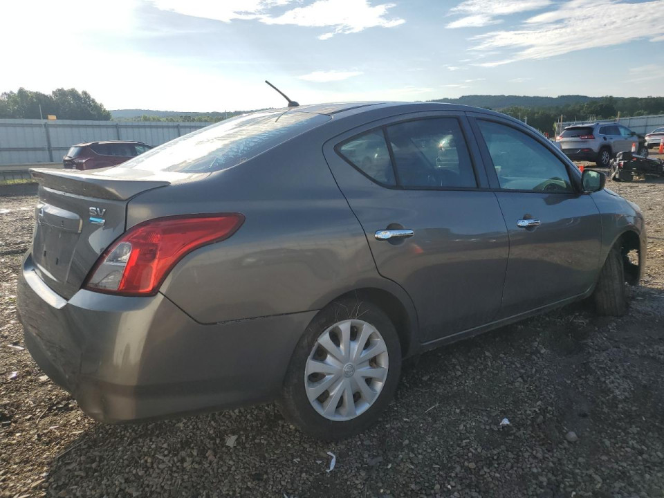 Nissan VERSA 2015 — Copart