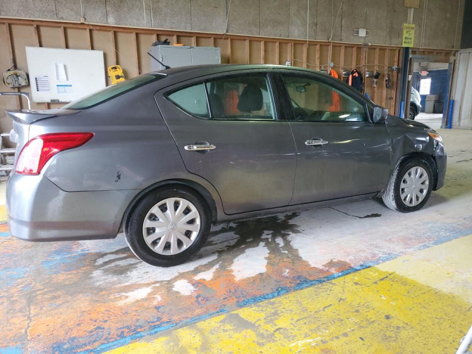 Nissan VERSA 2019 — Copart