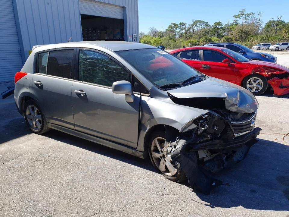 Nissan VERSA 2011 — Copart