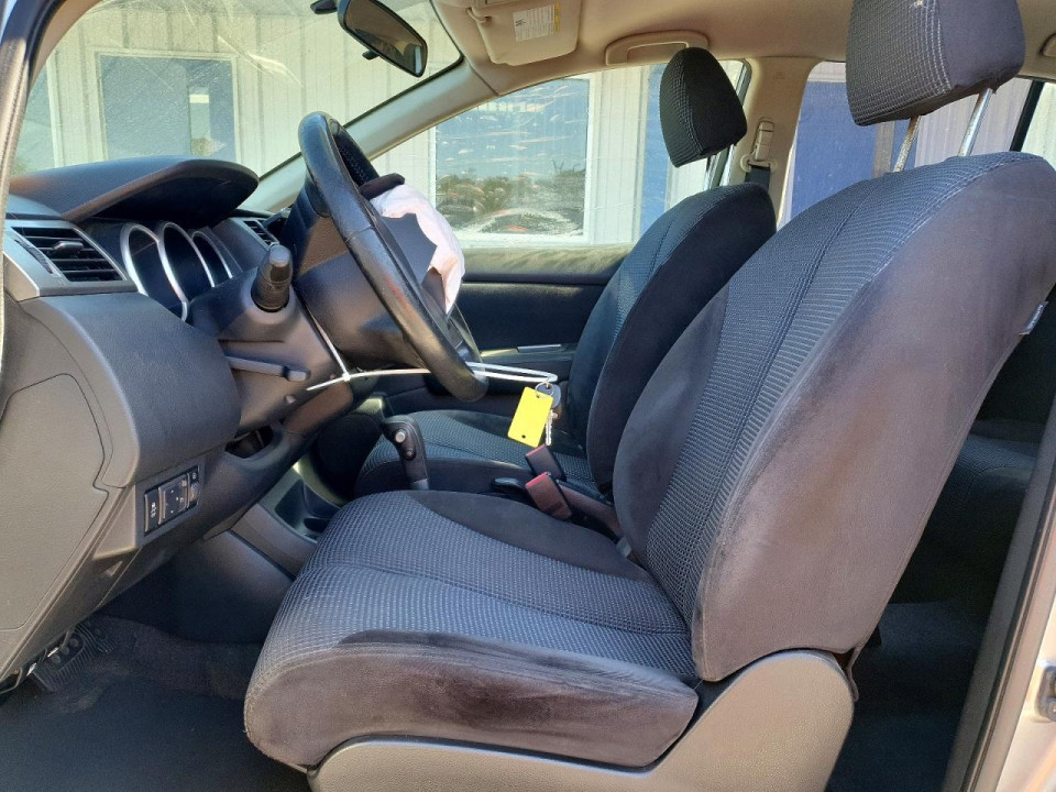 Nissan VERSA 2011 — Copart