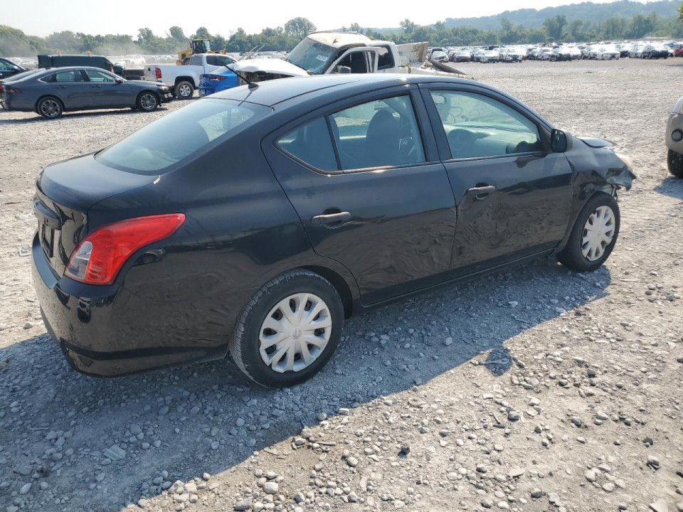 Nissan VERSA 2015 — Copart