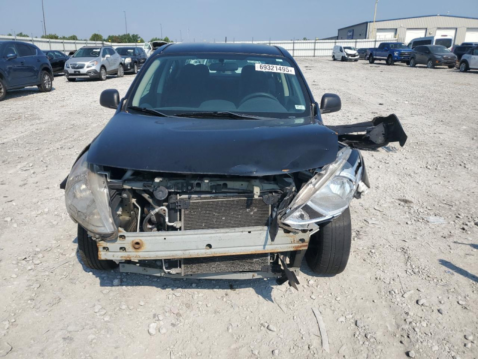 Nissan VERSA 2015 — Copart