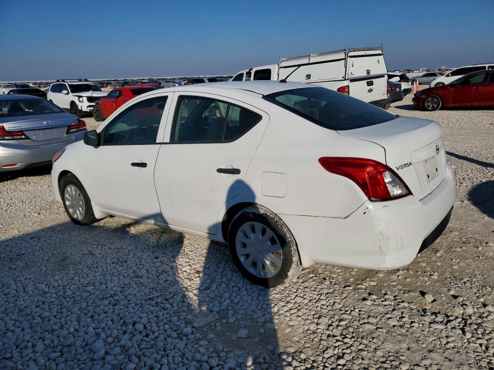 Nissan VERSA 2015 — Copart