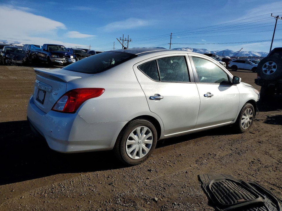 Nissan VERSA 2019 — Copart
