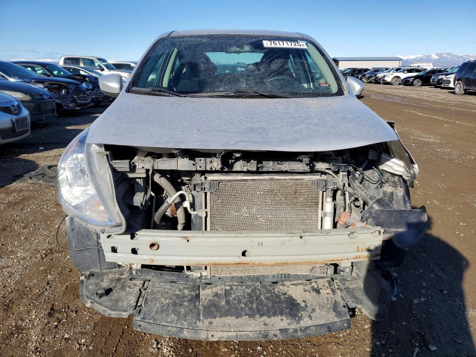 Nissan VERSA 2019 — Copart