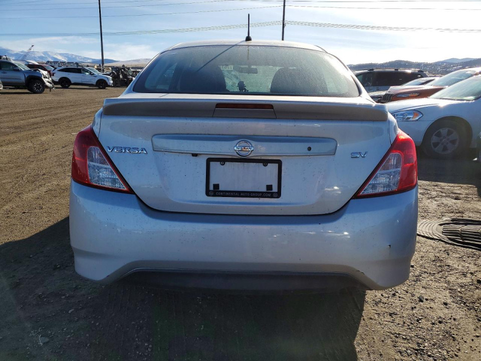 Nissan VERSA 2019 — Copart