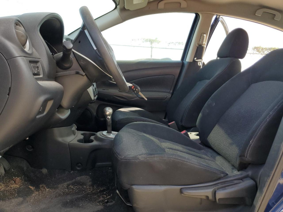 Nissan VERSA 2019 — Copart