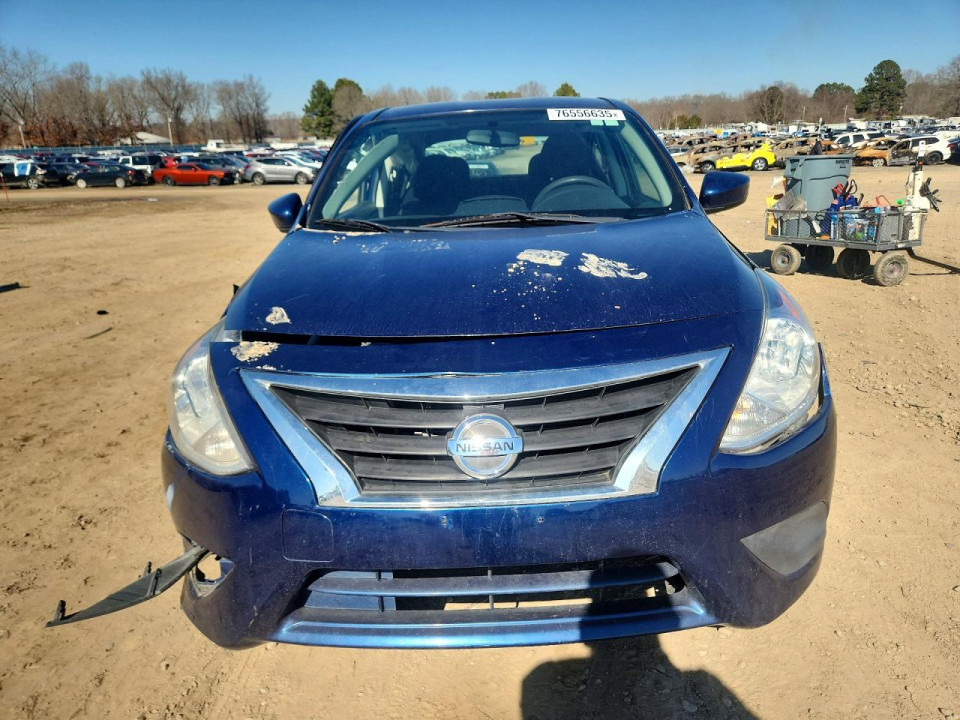 Nissan VERSA 2019 — Copart