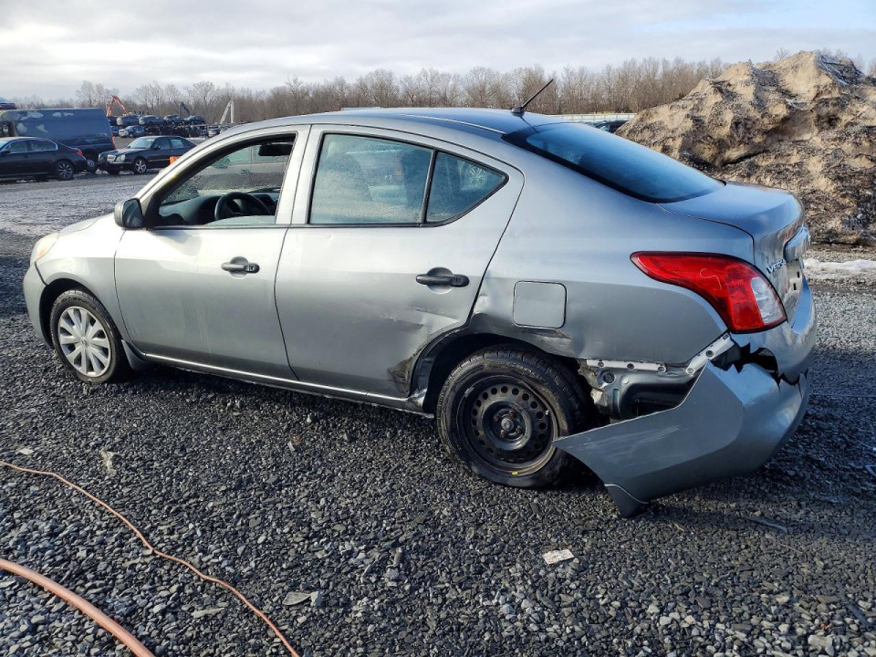 Nissan VERSA 2013 — Copart