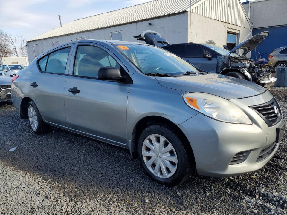 Nissan VERSA 2013 — Copart