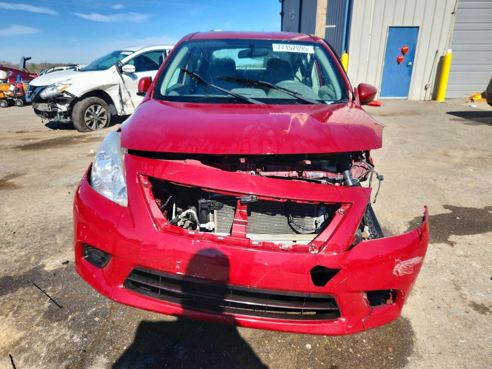 Nissan VERSA 2014 — Copart