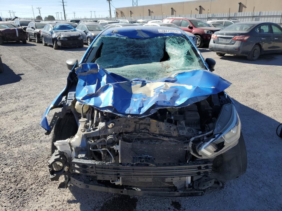 Nissan VERSA 2020 — Copart