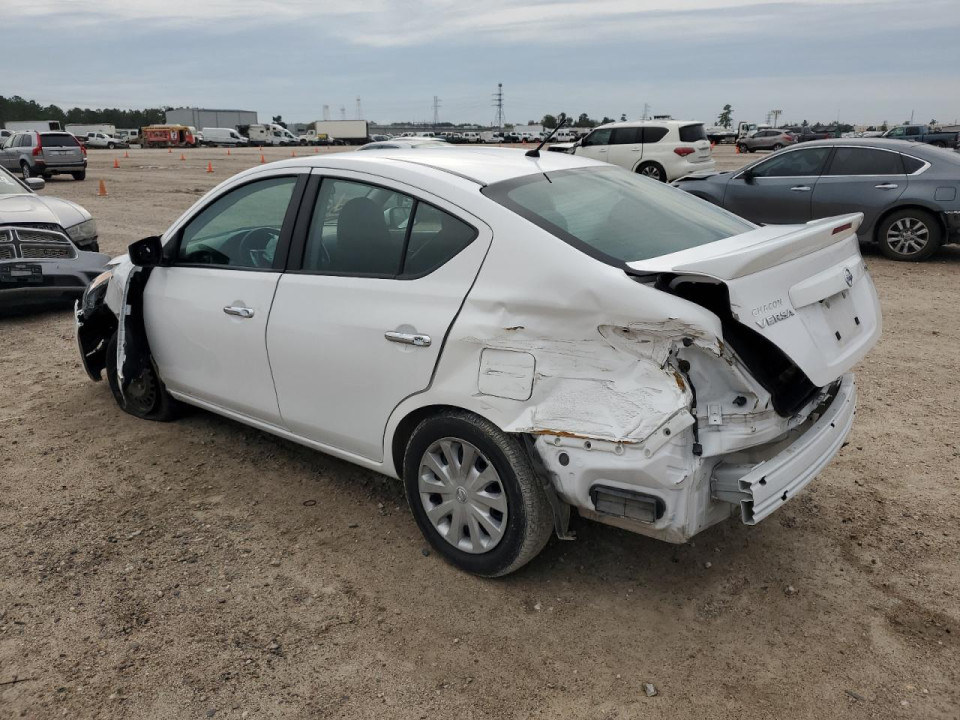 Nissan VERSA 2019 — Copart
