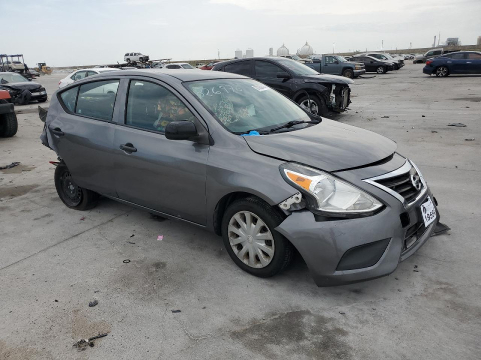Nissan VERSA 2016 — Copart