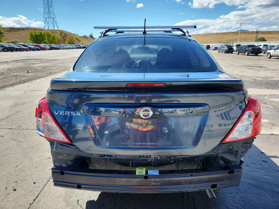Nissan VERSA 2017 — Copart
