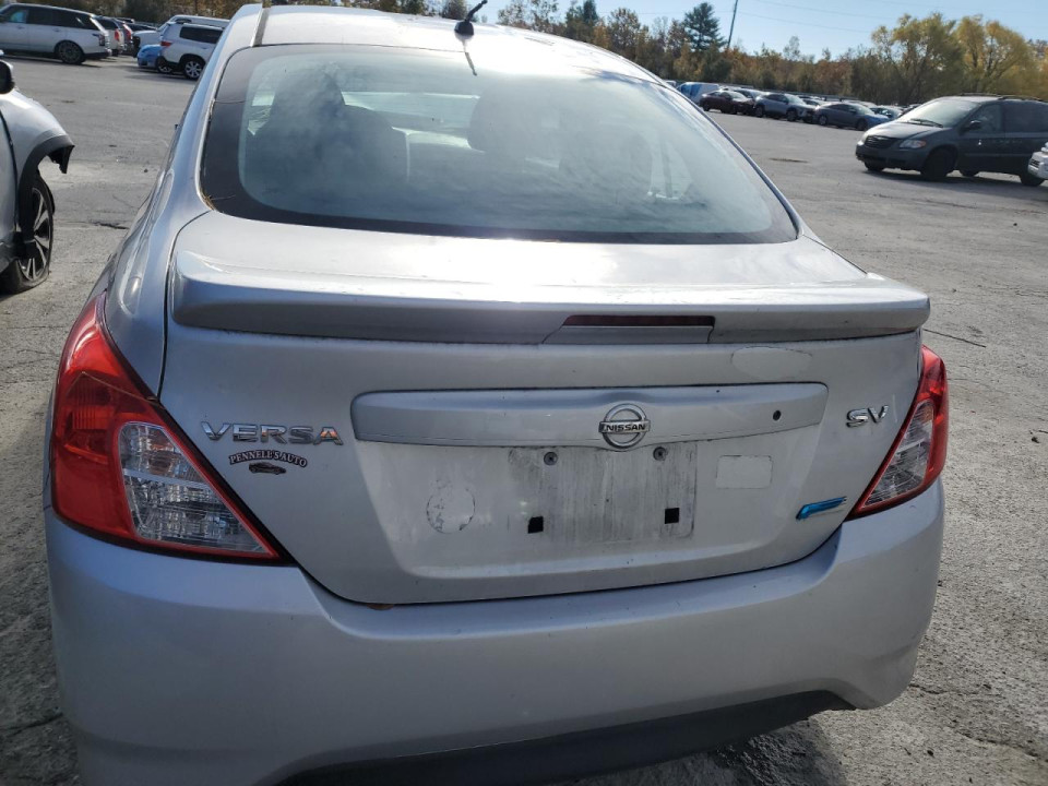 Nissan VERSA 2015 — Copart
