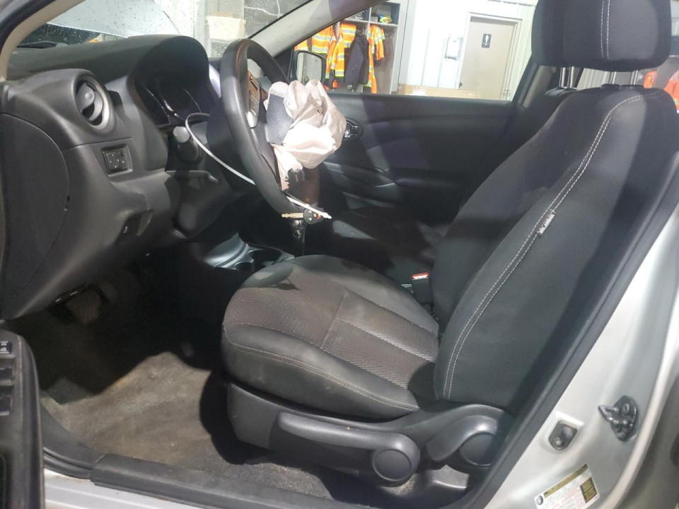 Nissan VERSA 2015 — Copart