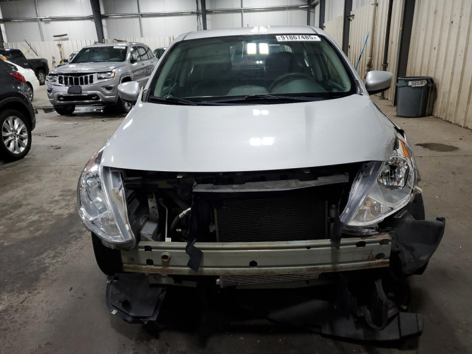 Nissan VERSA 2015 — Copart