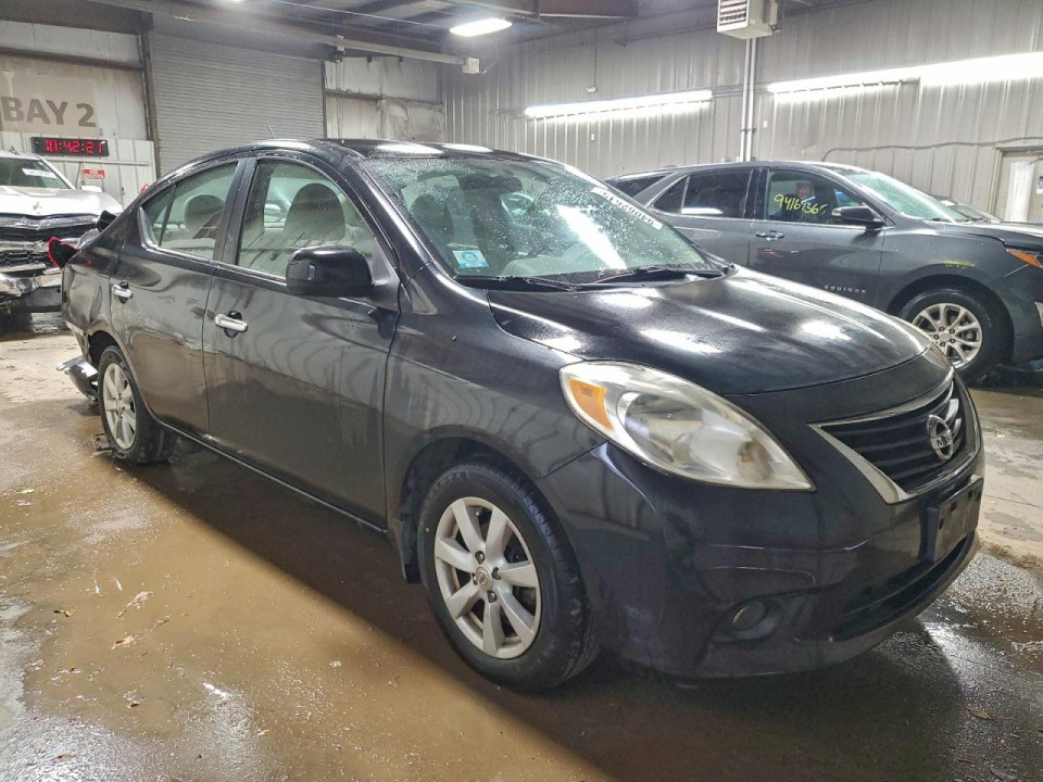 Nissan VERSA 2013 — Copart
