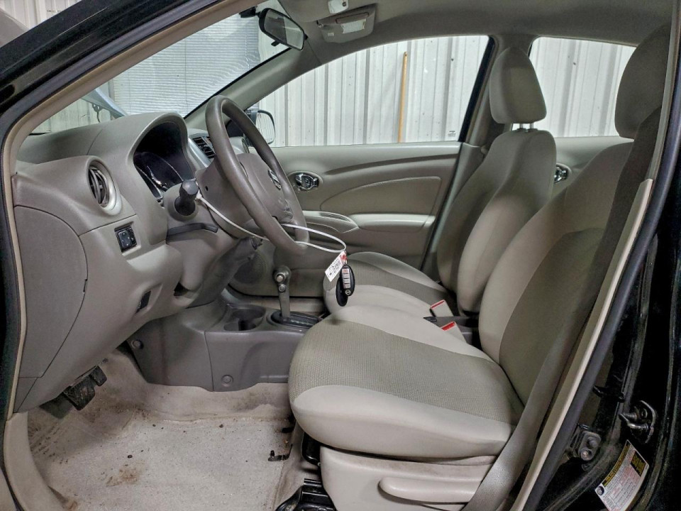 Nissan VERSA 2013 — Copart