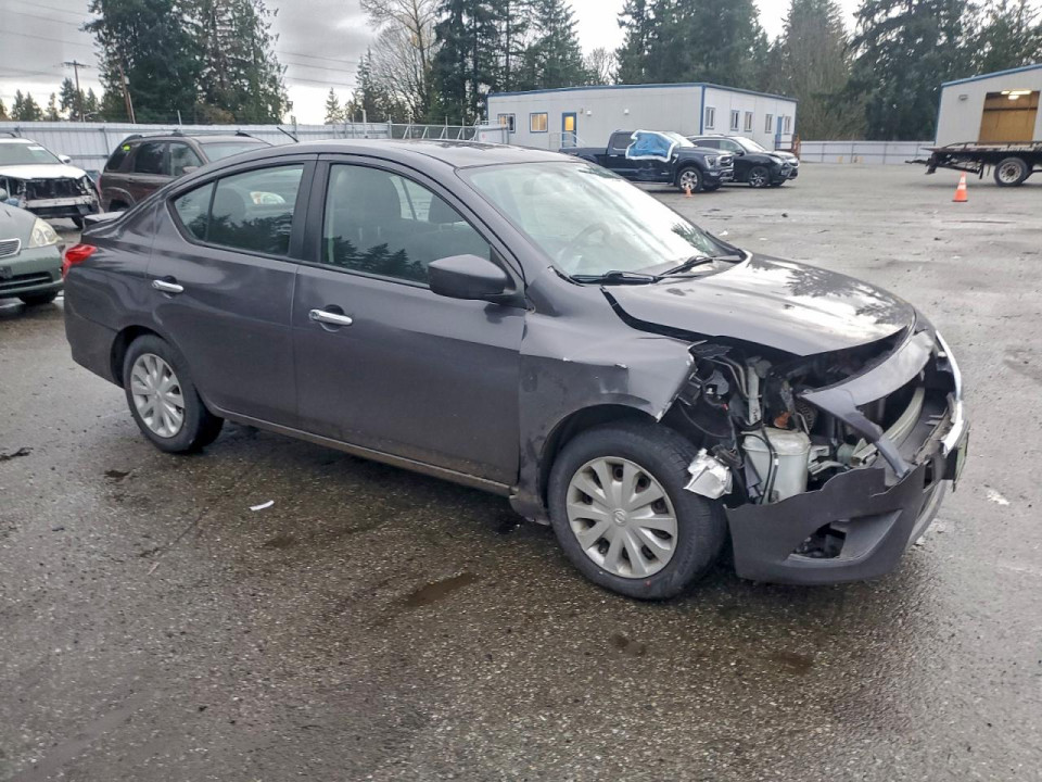 Nissan VERSA 2015 — Copart